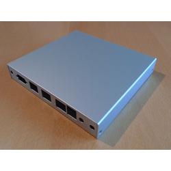 Montážní krabice PC Engines pro ALIX.2D3, 2D13 a APU.1, APU.2 (3x LAN, 1x USB) - ALU